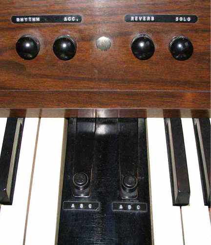 Chamberlin Music Master 600 control panel