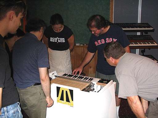 Dave Schwartz lays down some chops on Mellotron M400 #310