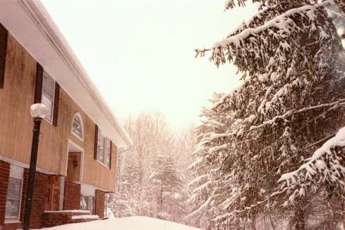 Snow at the Korb Residence in Vermont